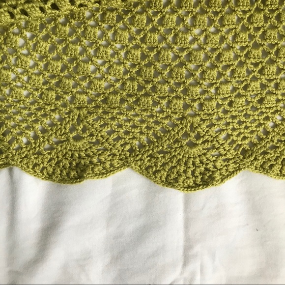 Handmade Green Crocheted Top - Picture 4 of 5